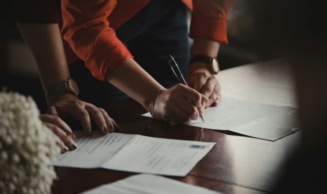 copropriété romain dancre signature unsplash