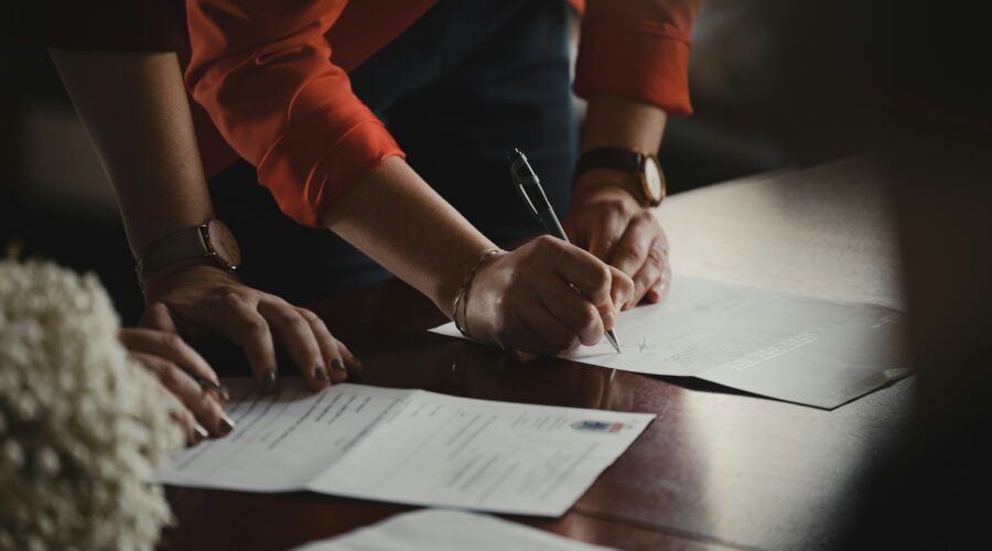 copropriété romain dancre signature unsplash
